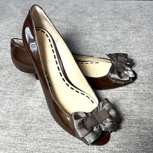 Enzo Angiolini Womens Brown Patent Leather Peep Toe Heels 7.5 Bow Quiet Luxury